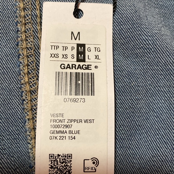 Garage Denim Blue Zipper Vest Size Medium - Picture 7 of 7